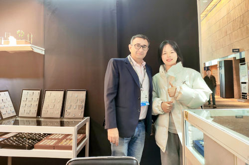 Dernière affaire concernant Le Salon des bijoux et pierres précieuses de Hong Kong 2024