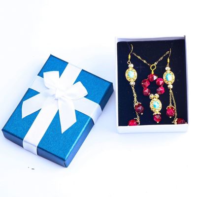 Collier et boucle d'oreille faits à la main en pierre précieuse