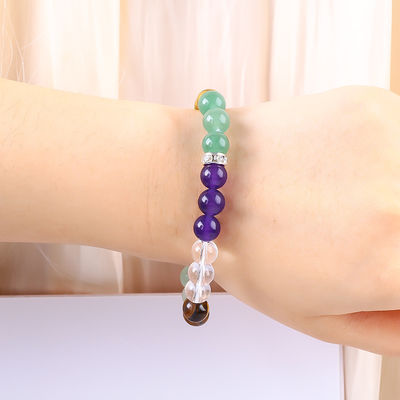 Des pierres précieuses en cristal élastique, en argent, en bijoux, en bracelet.
