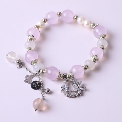 Des bracelets personnalisés en pierre de cristal de 10 mm avec une énergie curative.