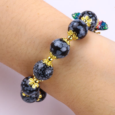 Bracelet à perles en pierre précieuse fait à la main, en flocons de neige, à charmes réglables, pour les fêtes.