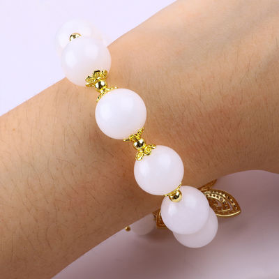 Agate blanc naturel 14 mm cristal cercle unique de la main de la chaîne papillon charme bracelet Pour cadeau