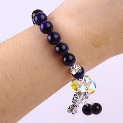 Des bracelets en pierre précieuse 8 mm en perles et en pierre précieuse