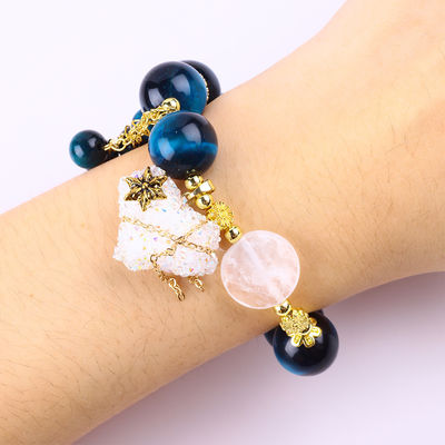Bracelet à perles en pierre précieuse fait à la main Bracelet à yeux de tigre bleu naturel Bracelet à pierre de cœur réglable Bracelet pour fête