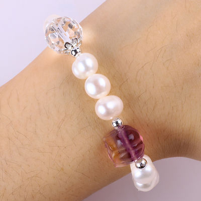 Bracelet de perle d'eau douce naturelle élastique avec fleur de fleur de rose de fluorite violette