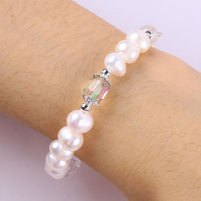 Bracelet de perle d'eau douce naturelle élastique avec fleur de fleur de rose de fluorite violette