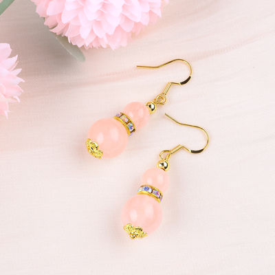 Énergie de guérison Rose Rose Quartz Cristal Courte Dangle Ronde Forme Perle Crochet Boucle d'oreille Pour le port quotidien