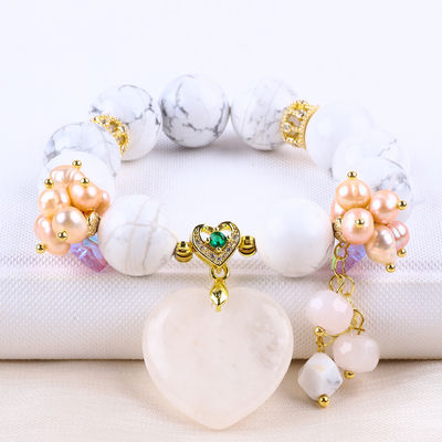 Bracelet à perles en pierre précieuse fait à la main Bracelet en pierre turquoise blanche naturelle Bracelet à charmes réglables Bracelet pour la fête quotidienne