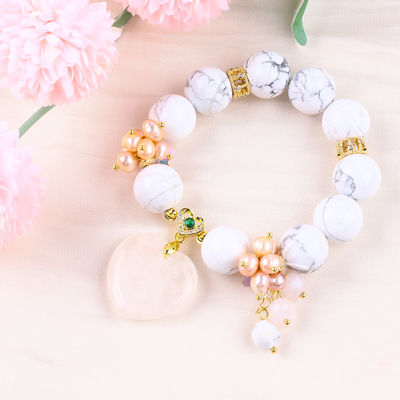 Bracelet à perles en pierre précieuse fait à la main Bracelet en pierre turquoise blanche naturelle Bracelet à charmes réglables Bracelet pour la fête quotidienne