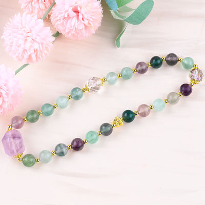 Bracelet à perles en pierre précieuse fait à la main Bracelet en pierre fluorite de couleur naturelle Bracelet à charmes réglables Bracelet pour la fête quotidienne