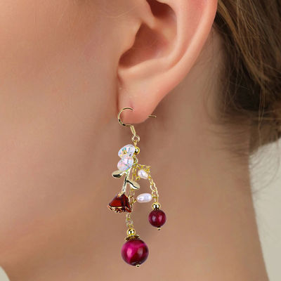 10MM 8MM Rose Rouge oeil de tigre cristal et perle blanche avec fleur de rose pendentif longue boucle d'oreille pour la fête et le port quotidien