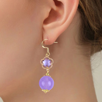 Boucles d'oreilles en pierre de cristal faites à la main Pourpre Chalcédoine pierre précieuse perlé pendentif Boucles d'oreilles en pierre de cristal guérisseur Boucles d'oreilles en pierre de cristal