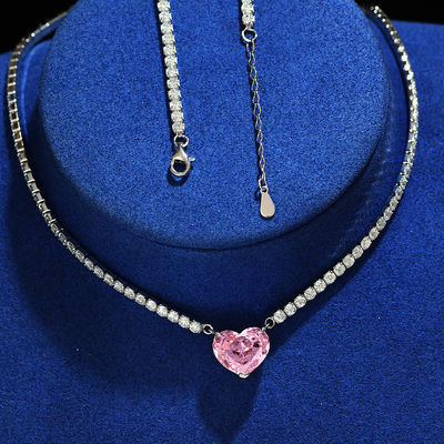 Élégance en forme de cœur Aqua bleu 925 Sterling Silver Heart Collier de pierre précieuse