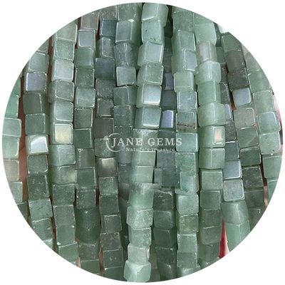 Vente en gros de pierres précieuses en cristal naturel en forme carrée Perles cube Perles de pierre en vrac accessoires Perles cube espaceurs pour bijoux