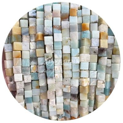 Vente en gros de pierres précieuses en cristal naturel en forme carrée Perles cube Perles de pierre en vrac accessoires Perles cube espaceurs pour bijoux