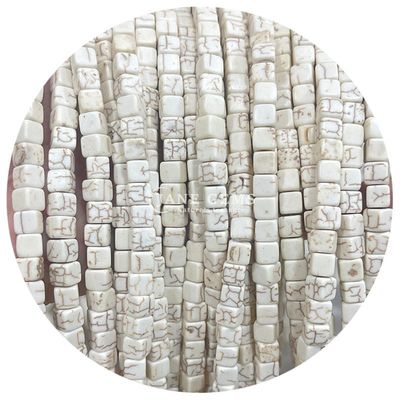 Vente en gros de pierres précieuses en cristal naturel Carré Agate Perles Cube Loose Perles Turquoise Accessoires Distances pour la fabrication de bijoux