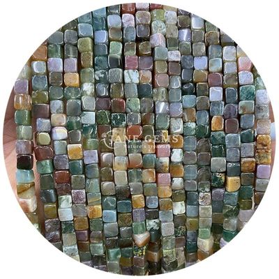 Vente en gros de pierres précieuses en cristal naturel Carré Agate Perles Cube Loose Perles Turquoise Accessoires Distances pour la fabrication de bijoux