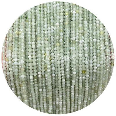 Perles de pierres précieuses cristallines naturelles de forme ronde à facettes petites de jade blanc Howlite Franges de perles lâches pour bracelets