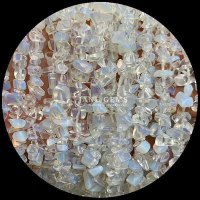 Sodalite Mookite Gems Perles de cristal naturel de forme irrégulière en éclats de gravier de pierre à perles lâches pour bracelets