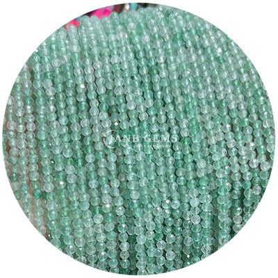 Des perles en pierre précieuse en forme de cristal rond naturel pour la fabrication/l'artisanat/projets bricolage