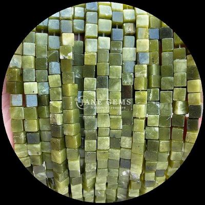 Jade naturel du sud Amazone forme carrée de perles de pierre précieuse pour le bricolage bijoux et énergie de guérison