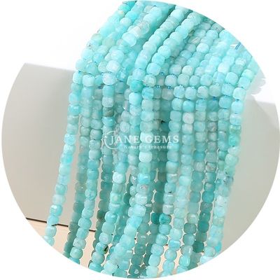 Fabrication de bijoux et de bijoux en pierre précieuse
