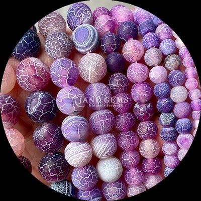 Des perles de bijoux naturels DIY avec des perles d'agate violette et jaune