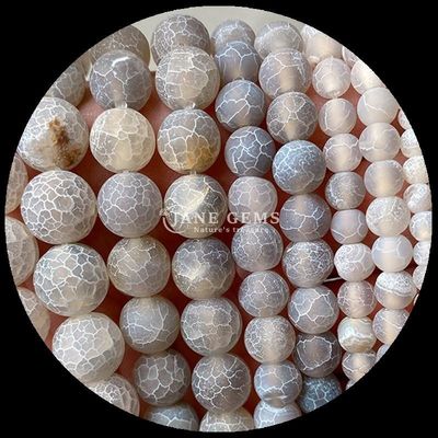 Des perles de bijoux naturels DIY avec des perles d'agate violette et jaune