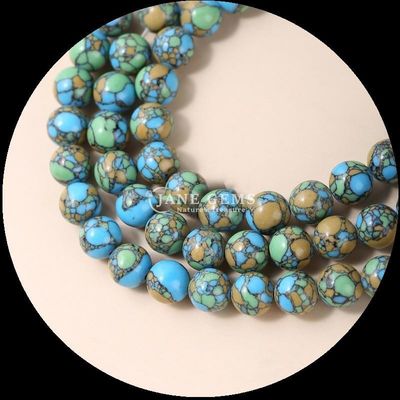 Des perles de pierres précieuses naturelles de différentes couleurs, bijoux bricolage Perles de turquoise