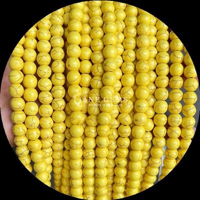 Des perles de pierres précieuses naturelles de différentes couleurs, bijoux bricolage Perles de turquoise