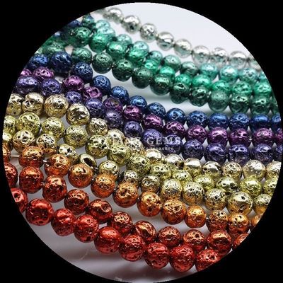 Des perles de pierres précieuses de forme ronde polies de différentes couleurs Plaqué de la lave pour des bijoux magnifiques faits à la main