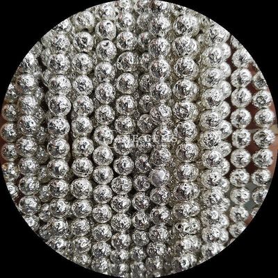 Des perles de pierres précieuses de forme ronde polies de différentes couleurs Plaqué de la lave pour des bijoux magnifiques faits à la main
