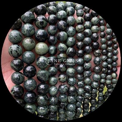 Roche ronde avec technique polissée Jaspe rouge bleu grès cristallin pierre de guérison rondes lâches perles exquises et durables